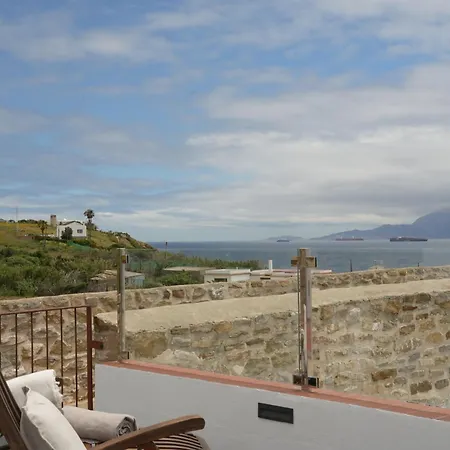 Miramar Apartment *