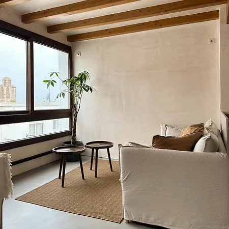 Miramar Apartment *